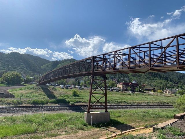 320 Columbine Rd, Palmer Lake, CO 80133