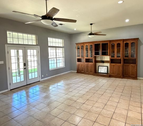 10565 Briggs, Atascosa, TX 78002