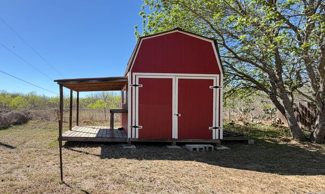 10565 Briggs, Atascosa, TX 78002