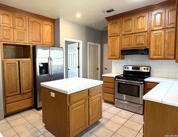 10565 Briggs, Atascosa, TX 78002