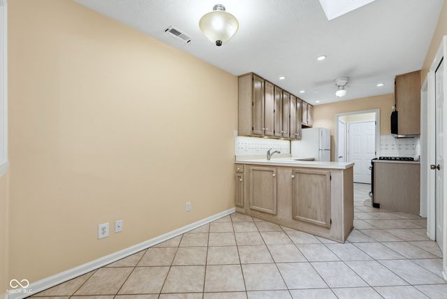 2020 Mystic Bay Court, Indianapolis, IN 46240