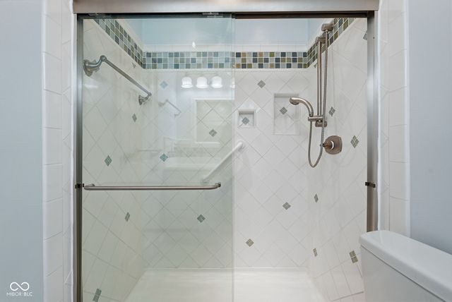 2020 Mystic Bay Court, Indianapolis, IN 46240