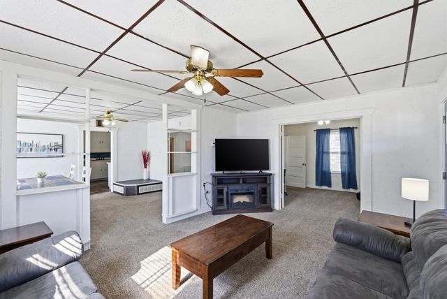 303 N Meridian Ave., Wichita, KS 67203