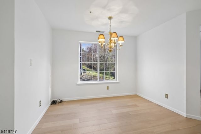 71 Village Dr, Morris Twp., NJ 07960