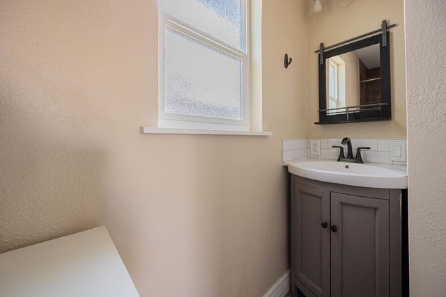 2301 N 11th Street, Phoenix, AZ 85006