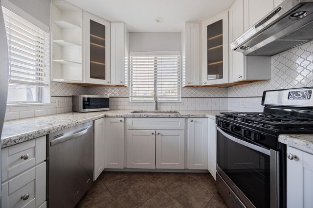 2301 N 11th Street, Phoenix, AZ 85006