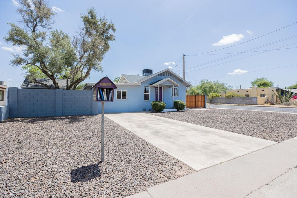 2301 N 11th Street, Phoenix, AZ 85006