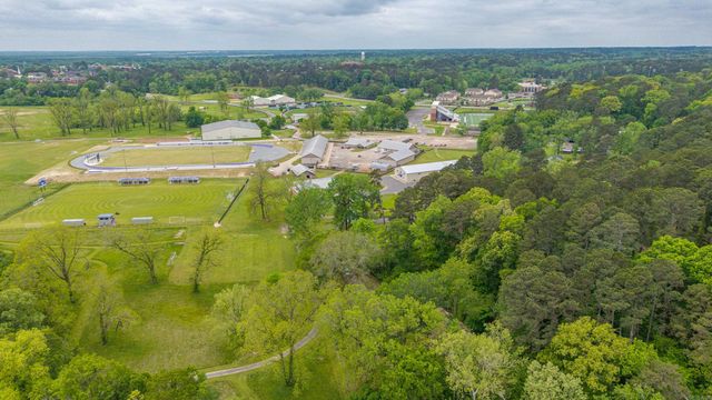 700 Carter Road, Arkadelphia, AR 71923