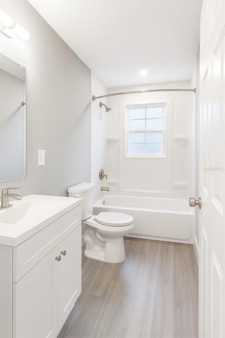 7206 SW 43RD PLACE, Gainesville, FL 32608