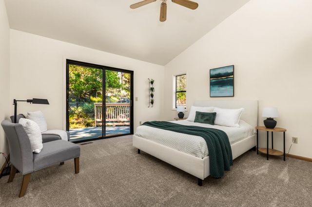 13738 Sun Forest Dr, Penn Valley, CA 95946