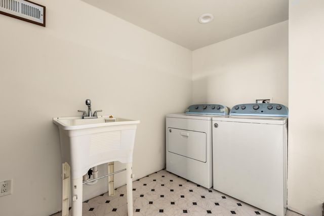 13738 Sun Forest Dr, Penn Valley, CA 95946