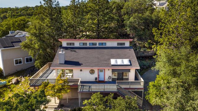 13738 Sun Forest Dr, Penn Valley, CA 95946