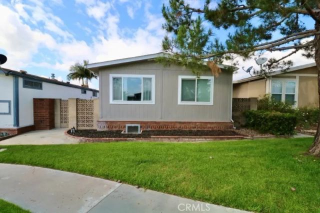 736 Terrace Lake 324, Brea, CA 92821
