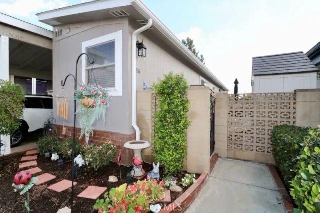 736 Terrace Lake 324, Brea, CA 92821