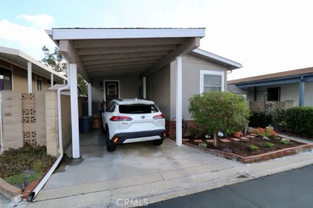 736 Terrace Lake 324, Brea, CA 92821