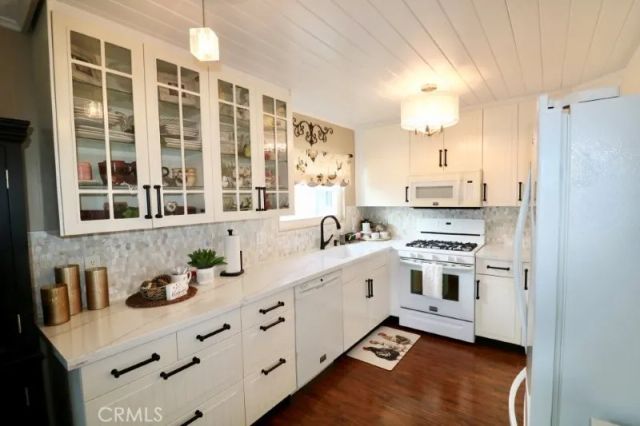 736 Terrace Lake 324, Brea, CA 92821