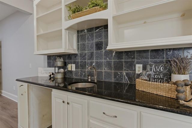 2808 SW 138th Street, Oklahoma City, OK 73170