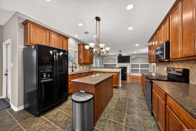 39 Atwell Park, San Antonio, TX 78254