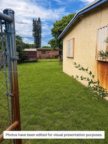 3640 NW 3rd Street, Lauderhill, FL 33311