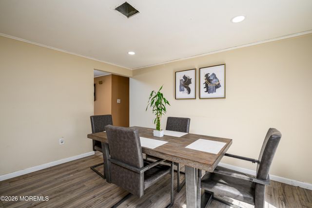 570 Eltone Road, Jackson, NJ 08527