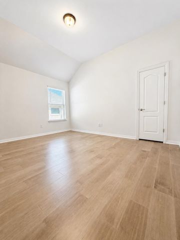 384 Biscayne Bay BND, Kyle, TX 78640