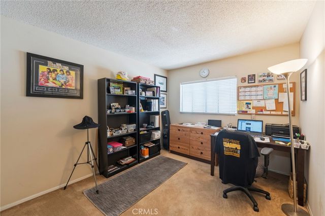535 E 223rd Street 16, Carson, CA 90745