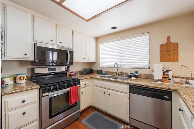 535 E 223rd Street 16, Carson, CA 90745