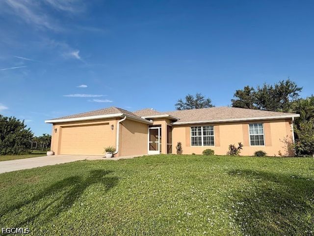 1817 NW 3rd PL, Cape Coral, FL 33993