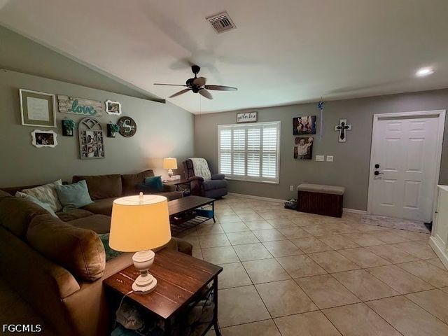 1817 NW 3rd PL, Cape Coral, FL 33993