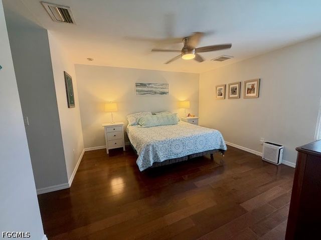 1817 NW 3rd PL, Cape Coral, FL 33993