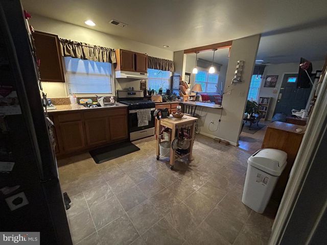 303 4TH AVE, Quantico, VA 22134