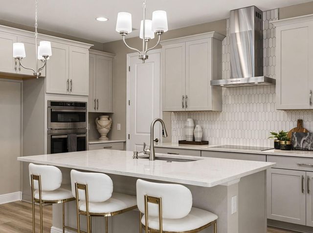 3557 SECLUDED COURT, Sarasota, FL 34240