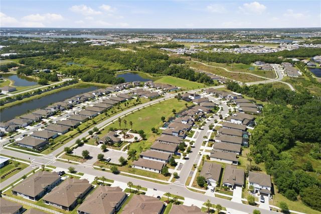 3557 SECLUDED COURT, Sarasota, FL 34240