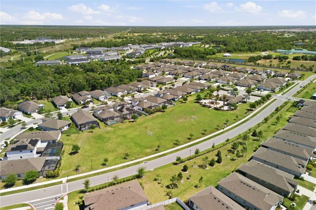 3557 SECLUDED COURT, Sarasota, FL 34240