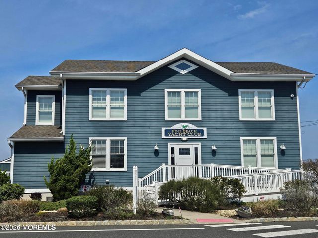 533 Huntington Avenue, Pine Beach, NJ 08741