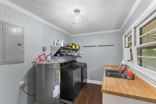 6970 Walden Dr, Kinsey, AL 36303