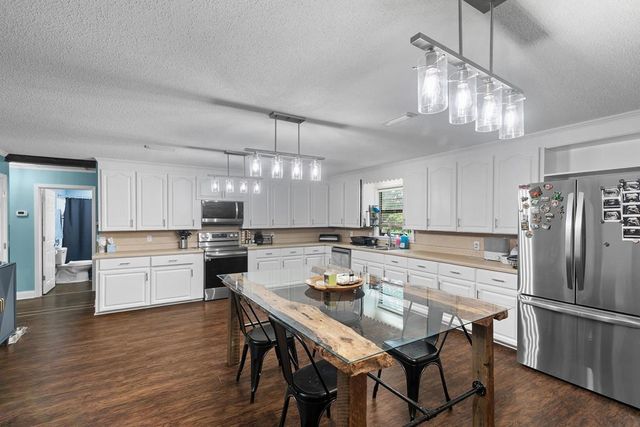 6970 Walden Dr, Kinsey, AL 36303