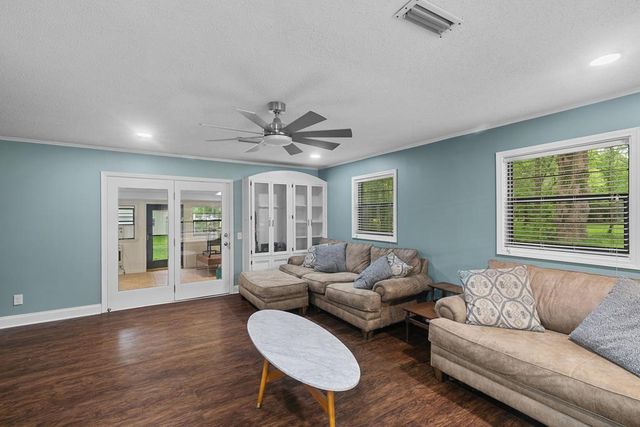 6970 Walden Dr, Kinsey, AL 36303