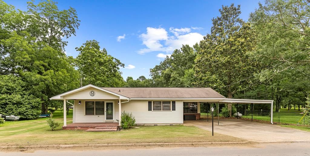 6970 Walden Dr, Kinsey, AL 36303