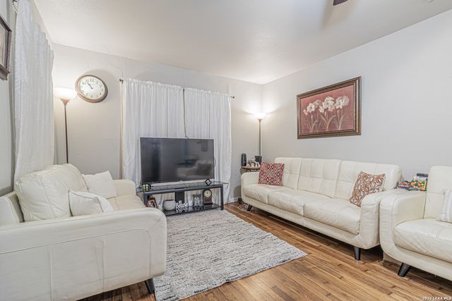 130 Hub, San Antonio, TX 78220