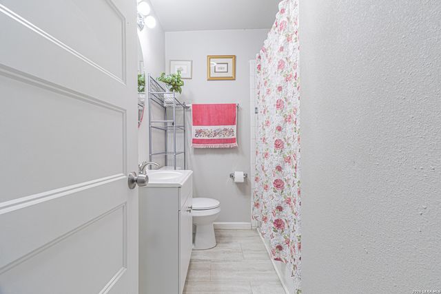 130 Hub, San Antonio, TX 78220