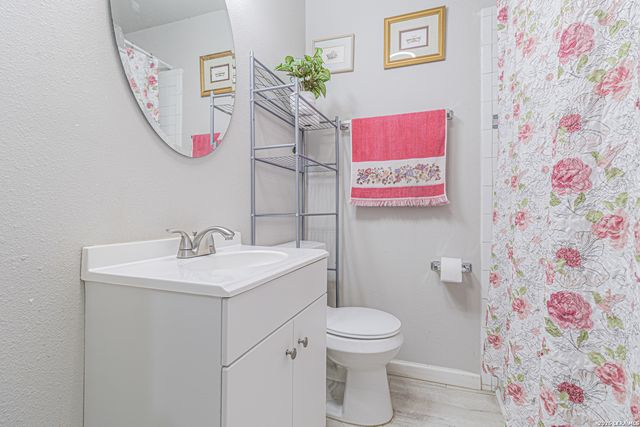 130 Hub, San Antonio, TX 78220