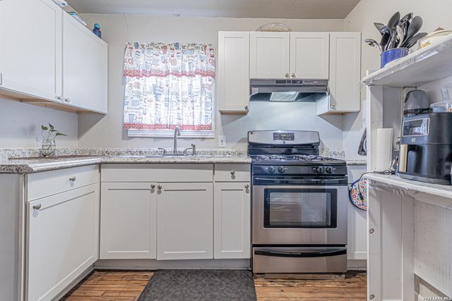 130 Hub, San Antonio, TX 78220