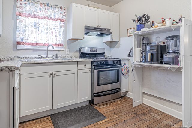 130 Hub, San Antonio, TX 78220