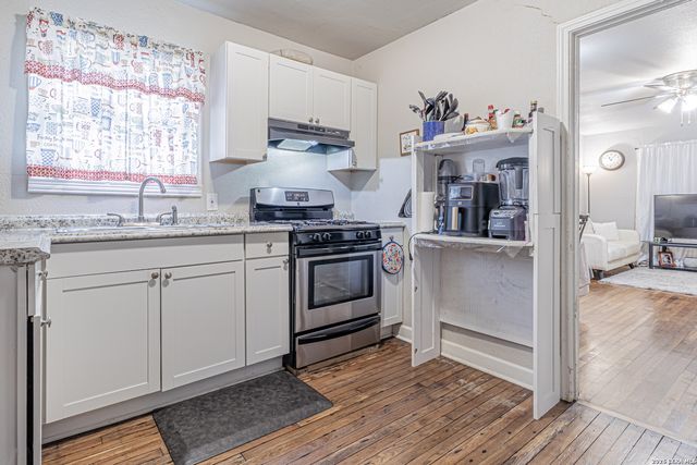 130 Hub, San Antonio, TX 78220