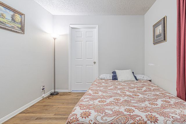 130 Hub, San Antonio, TX 78220