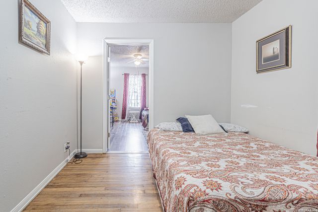 130 Hub, San Antonio, TX 78220