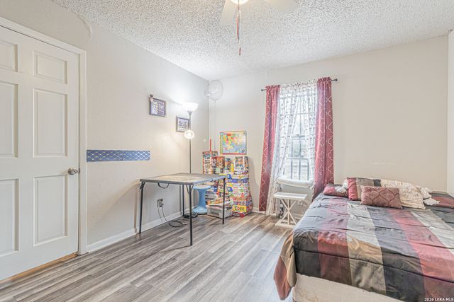 130 Hub, San Antonio, TX 78220