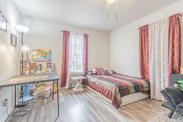 130 Hub, San Antonio, TX 78220