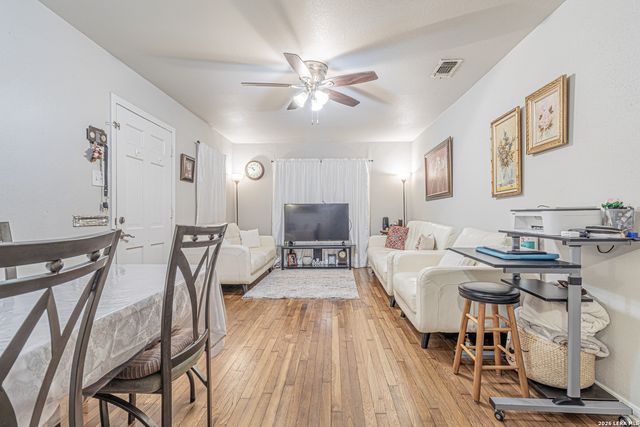 130 Hub, San Antonio, TX 78220